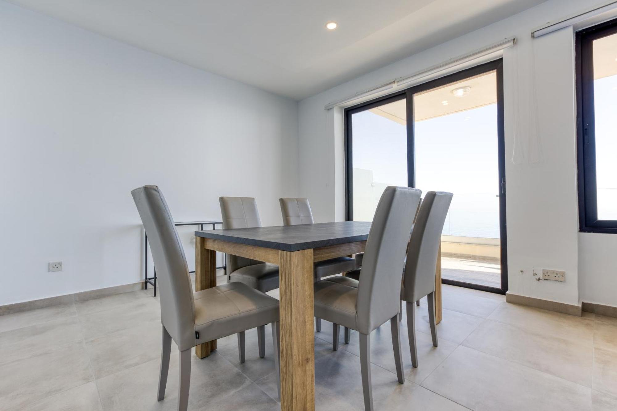 Seafront Sliema Apartment With Balcony & Sea Views By Jl Kültér fotó